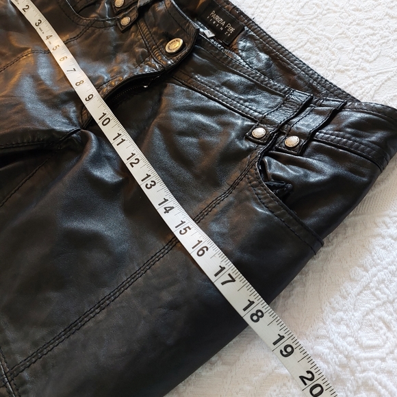 PATRIZIA PEPE FIRENZE VINTAGE ITALIAN LAMBSKIN CROP PANTS - Picture 13 of 16